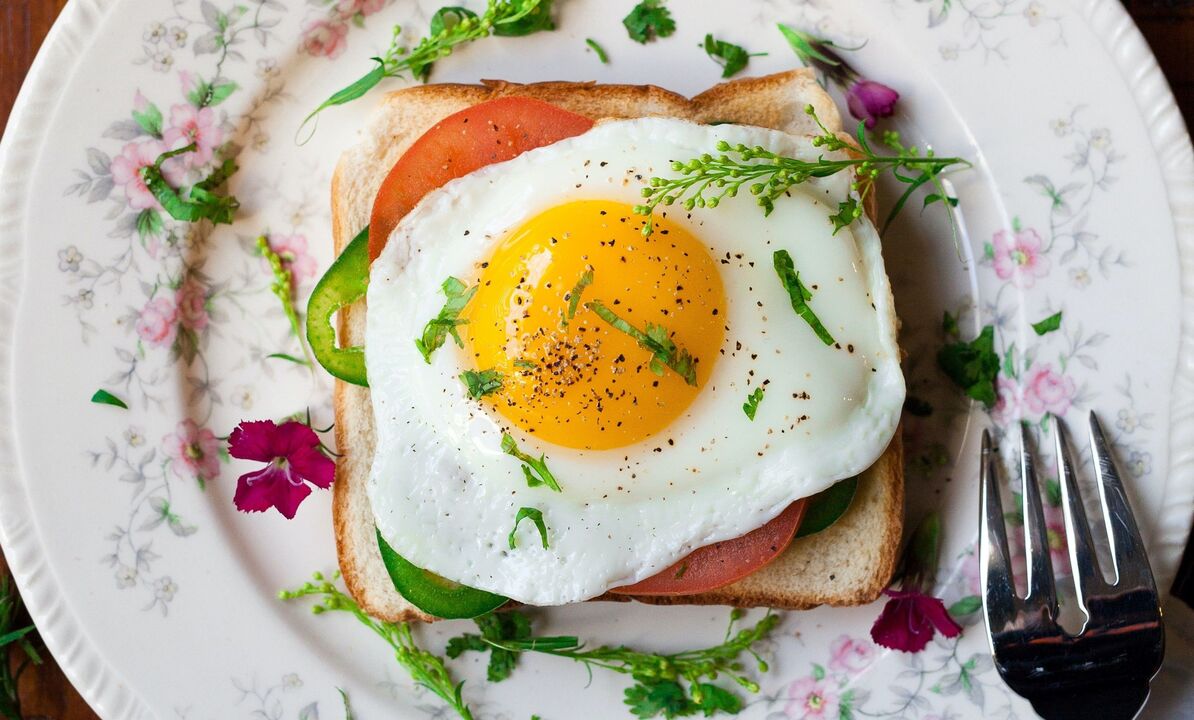 sendvič s miešanými vajíčkami na bielkovinovej diéte
